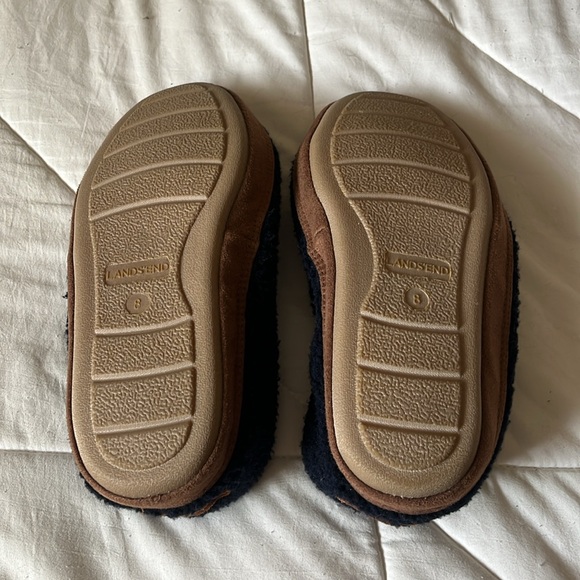 navy sherpa lands’ end non slide slippers - Picture 4 of 5